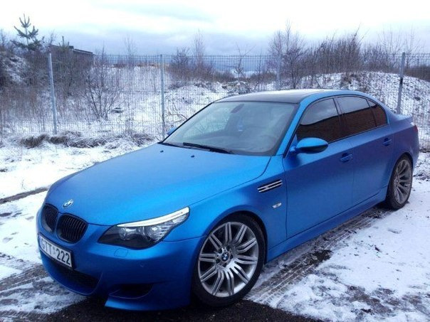 BMW e90 синий матовый