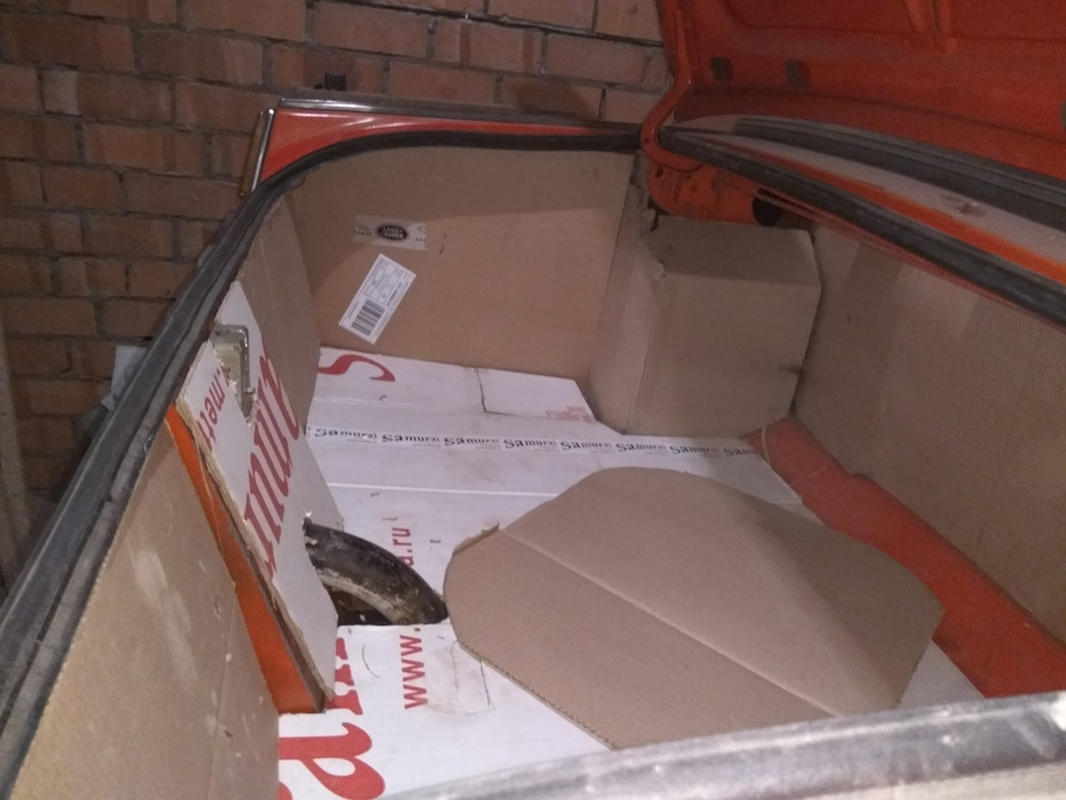 Чем обшить багажник — Москвич 412, 1,5 л, 1994 года | своими руками ...