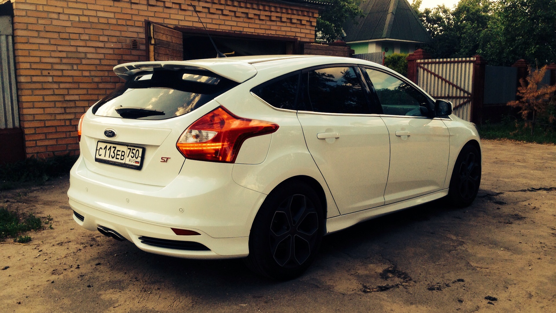 Ford Focus 3 С…СЌС‚С‡Р±РµРє Р±РµР»С‹Р№ 2012