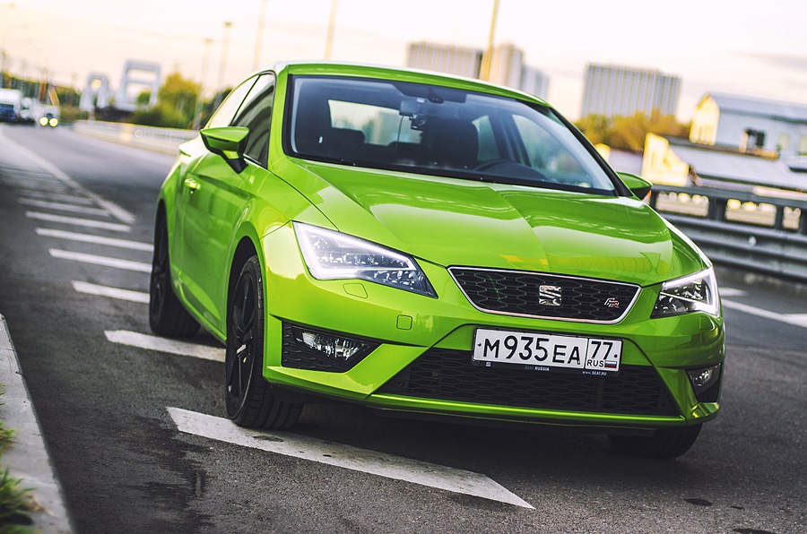 Россия новая зеленая. Seat Leon fr fr Green.