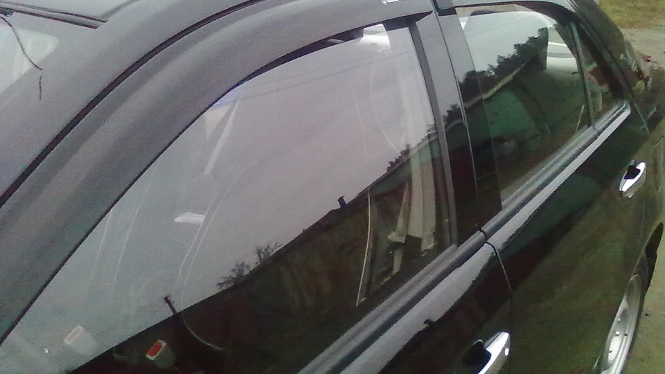 Дефлекторы на джили монжаро. Какие дефлекторы крыльев подходят на джили отака. Дефлектор h2212690. Аксессуары джили монжаро. 4114010630 geely accessory.