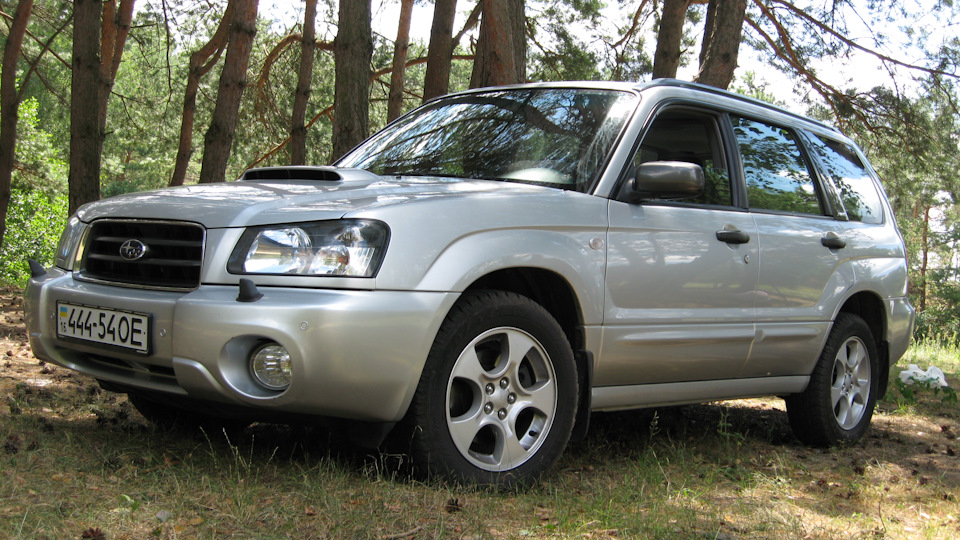 Субару форестер 2.0 бензин. Subaru Forester 2.0 XT. Субару Форестер 2003 2.0. Субару Форестер 2004 турбо. Subaru Forester 2.0 Turbo.