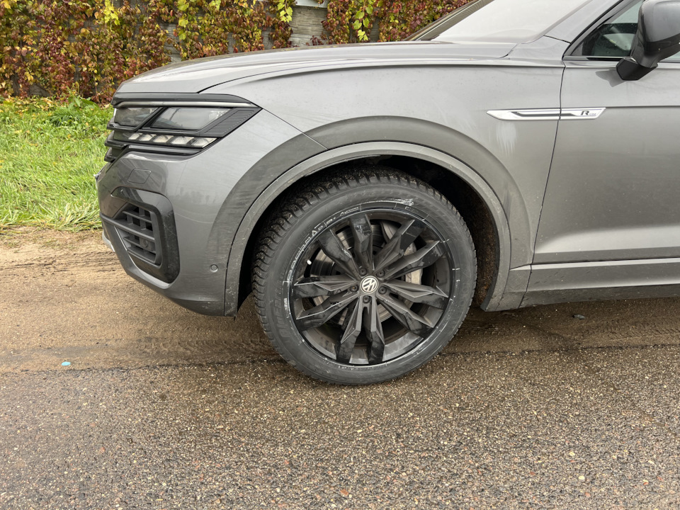 Зимняя резина 275 45 21 — Volkswagen Touareg (3G), 4 л, 2019 года ...