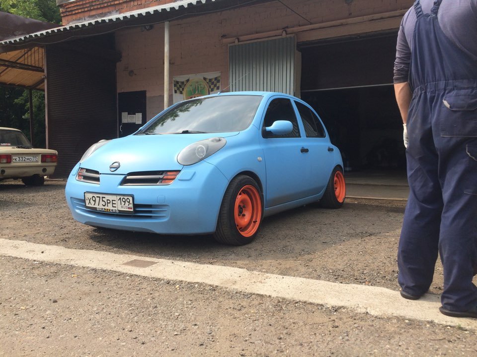 Nissan Micra stance