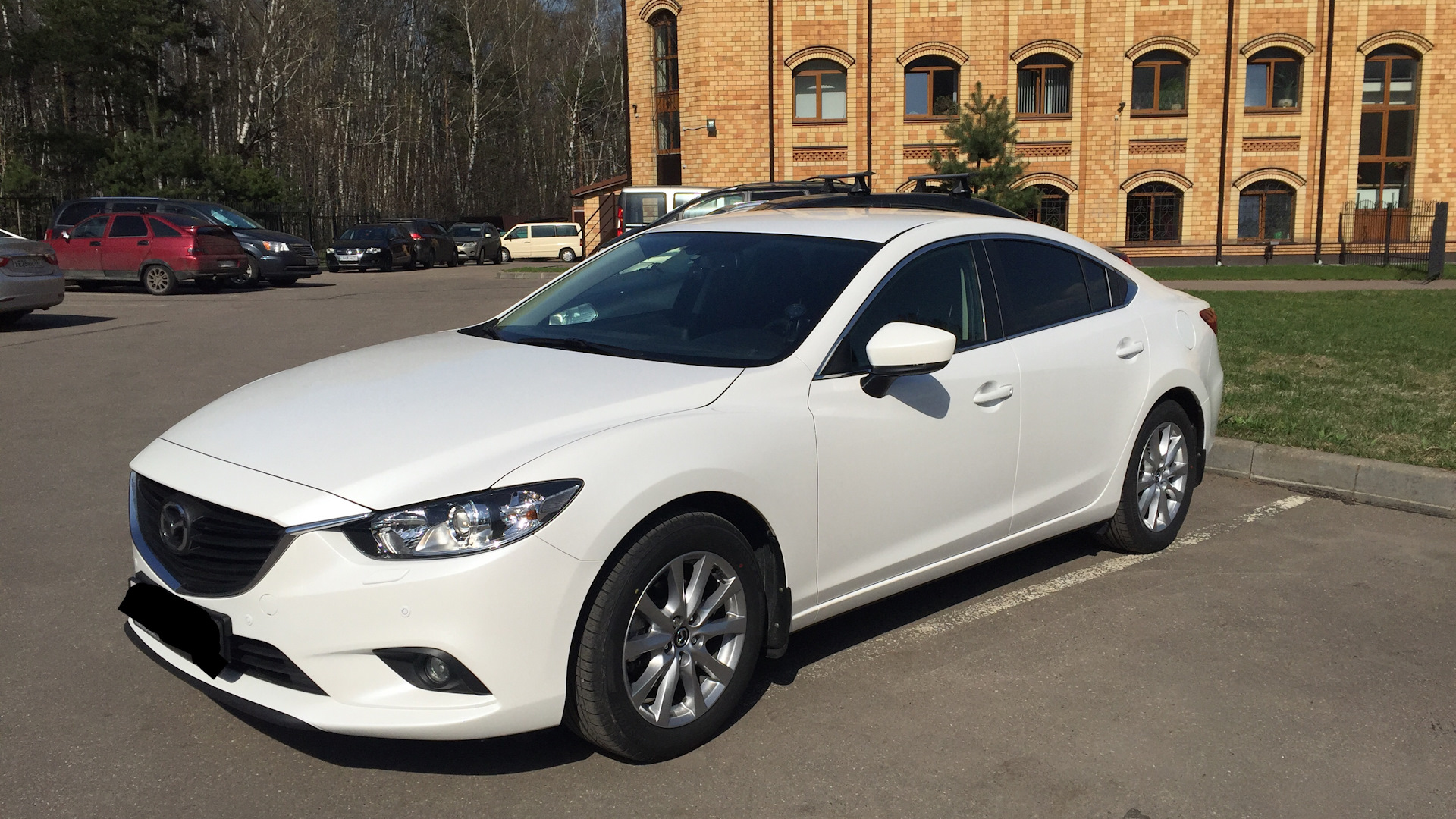 Мазда 6 с пробегом краснодарский край. Мазда 6 белый перламутр. Mazda 6 белая. Мазда 6 2014 белый перламутр. Мазда 6 2021 белый перламутр.