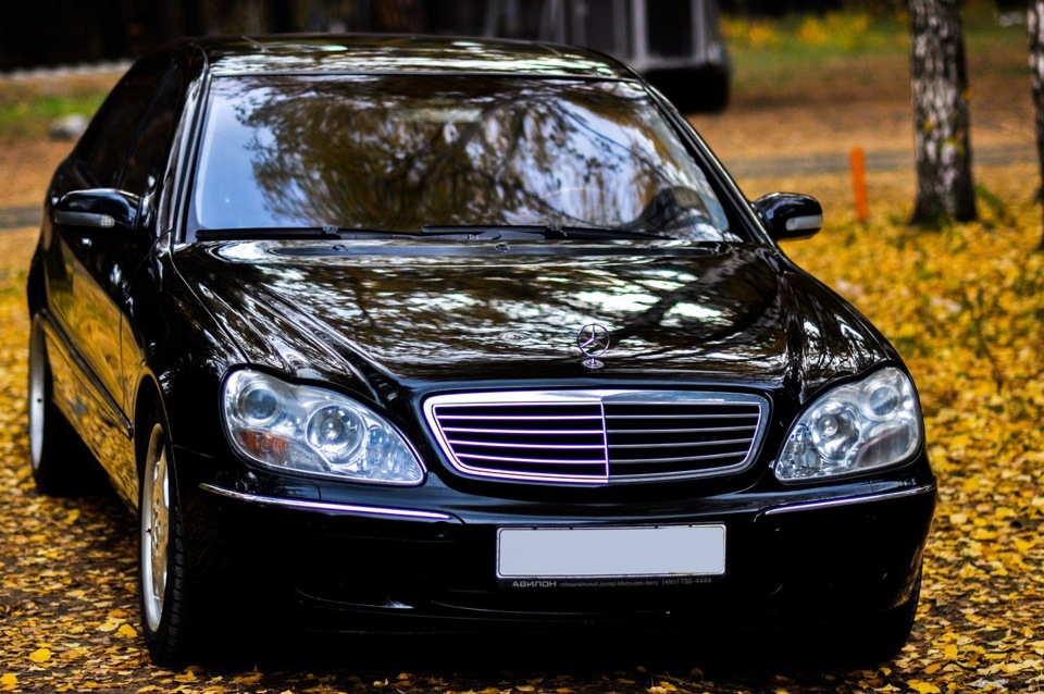 Мерседес w220. Mercedes-Benz w220. Мерседес Бенц w220. Mercedes s500 w220. Mercedes-Benz s-класс w220.