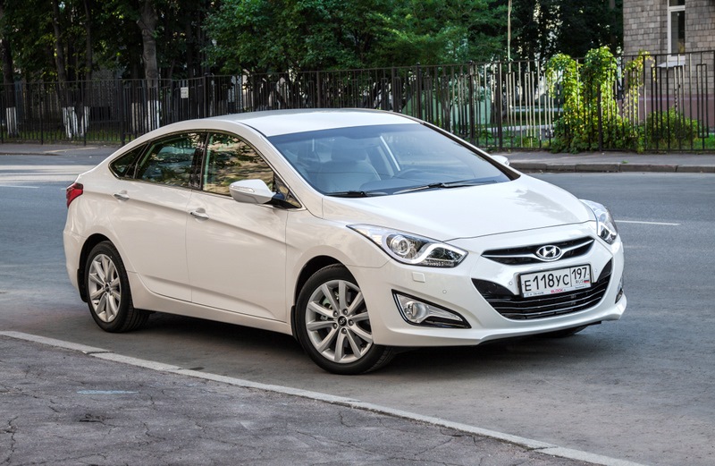 Ай бел. I40 Hyundai 150 HP. Хендай ай 40 седан белый. Hyundai i40 2010 белая. Хёндай i40 белого цвета.