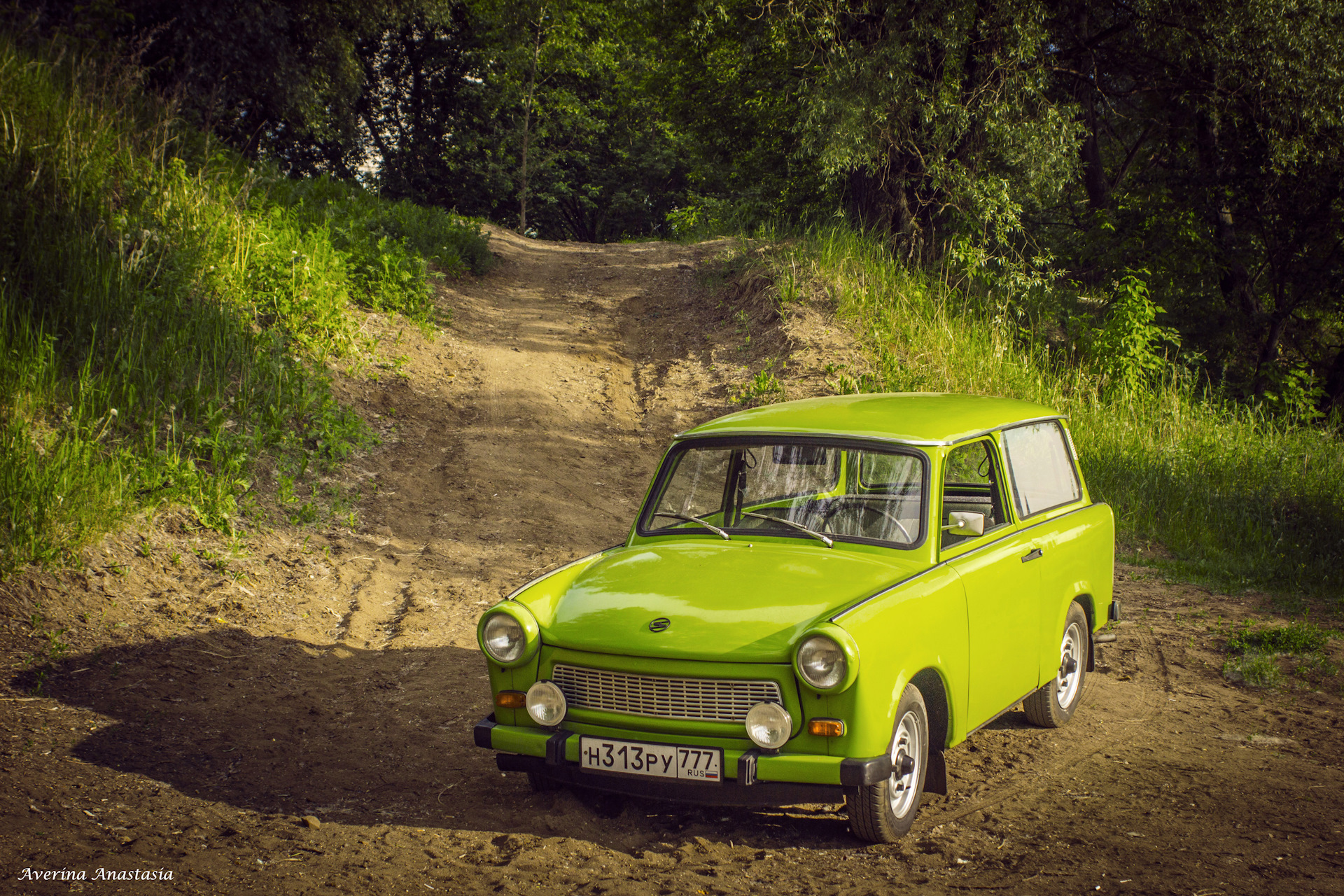 Трабант автомобиль фото 1973