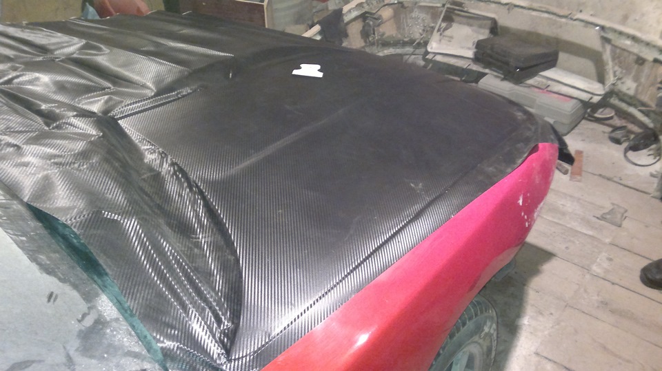 Оклейка капота виниловой пленкой \"под карбон\" (часть 1) — Mazda 323 IV ...