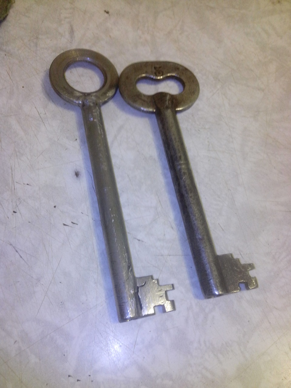 Сделал ключик для узла учета холодной воды — DRIVE2