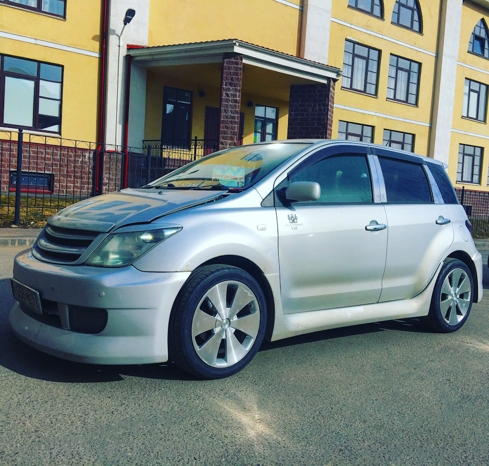 Toyota ist/Temp