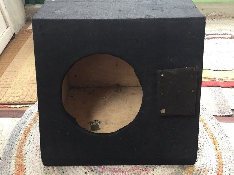 Короб под саб на Lada 2109, Lada 2110, Lada 2111, Lada 2112, Lada 2114 ...