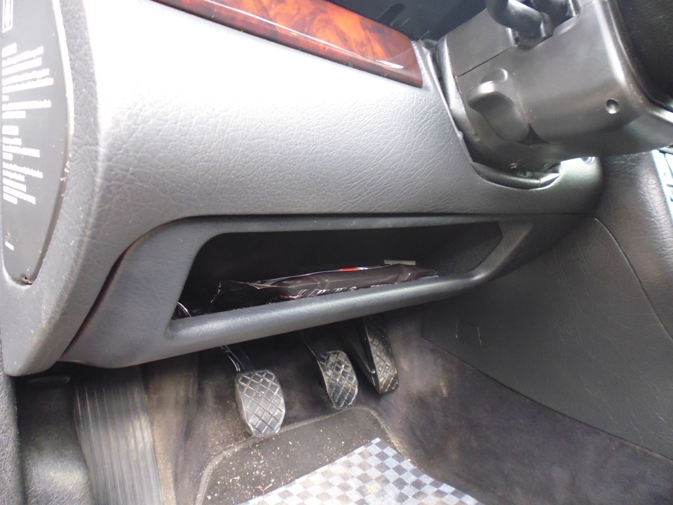 Реле 99. Программная работа паузы стеклоочистителей — Audi A6 (C4), 2,8 ...