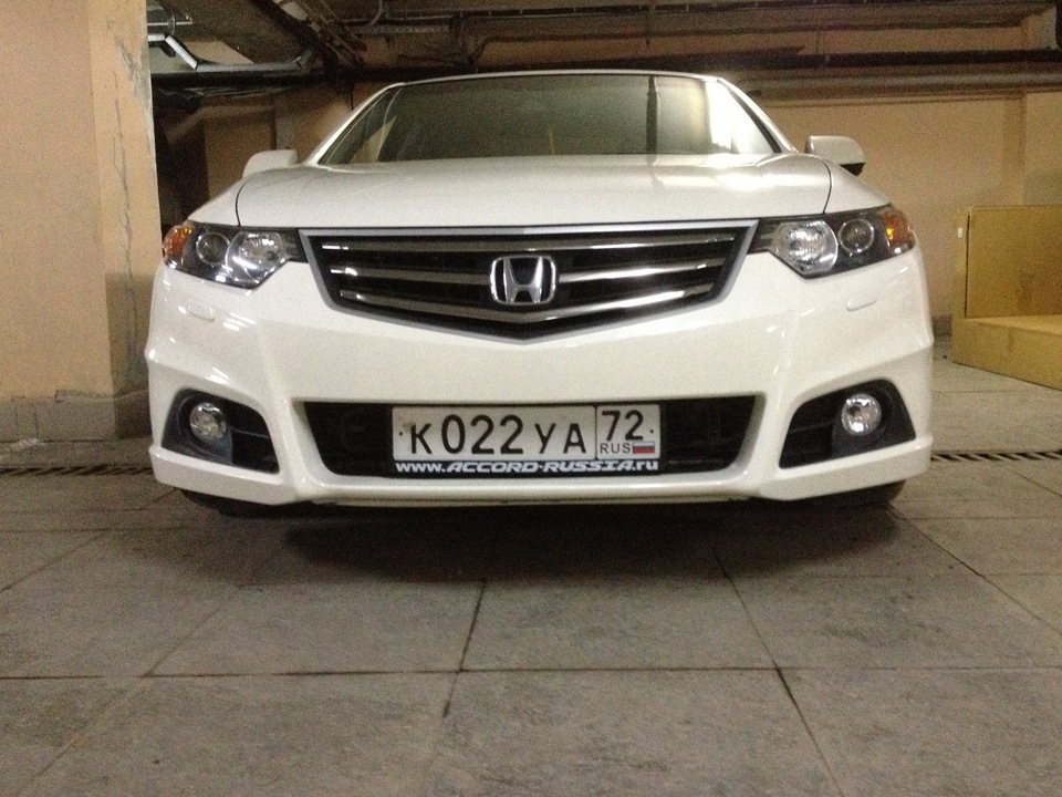 Бампер аккорд. Бампер модуло Аккорд 8. Номер бампера modulo Honda Accord 8. Клыки modulo Accord 8. Бампер модуло Хонда Аккорд 8
