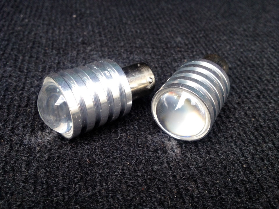 Лампы фонарей заднего хода. Лампа заднего хода 2190. P21w 15smd canbus. Лампы фонарей заднего хода. Лампа для заднего хода p21.