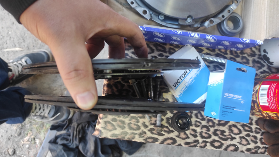 Замена сцепления Пежо 308 — Peugeot 308 SW (1G), 1,6 л, 2009 года ...