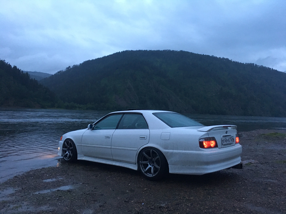 Toyota Chaser Tourer v