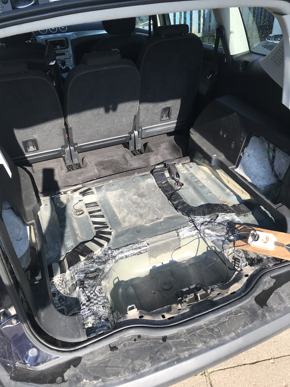 ford s-max самопроизвольное открывание багажника