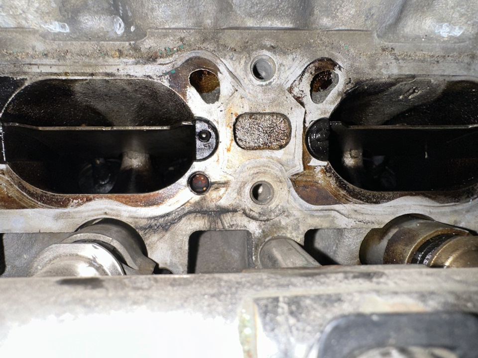 Подсос воздуха впускного коллектора — Audi A5 (1G), 1,8 л, 2012 года ...