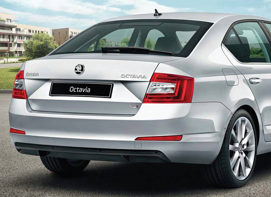 Skoda octavia 1.4. Шкода Октавия а7 1.6. Шкода Октавия 1. Шкода Октавия а7 сзади. Шкода Октавия а6 2015.