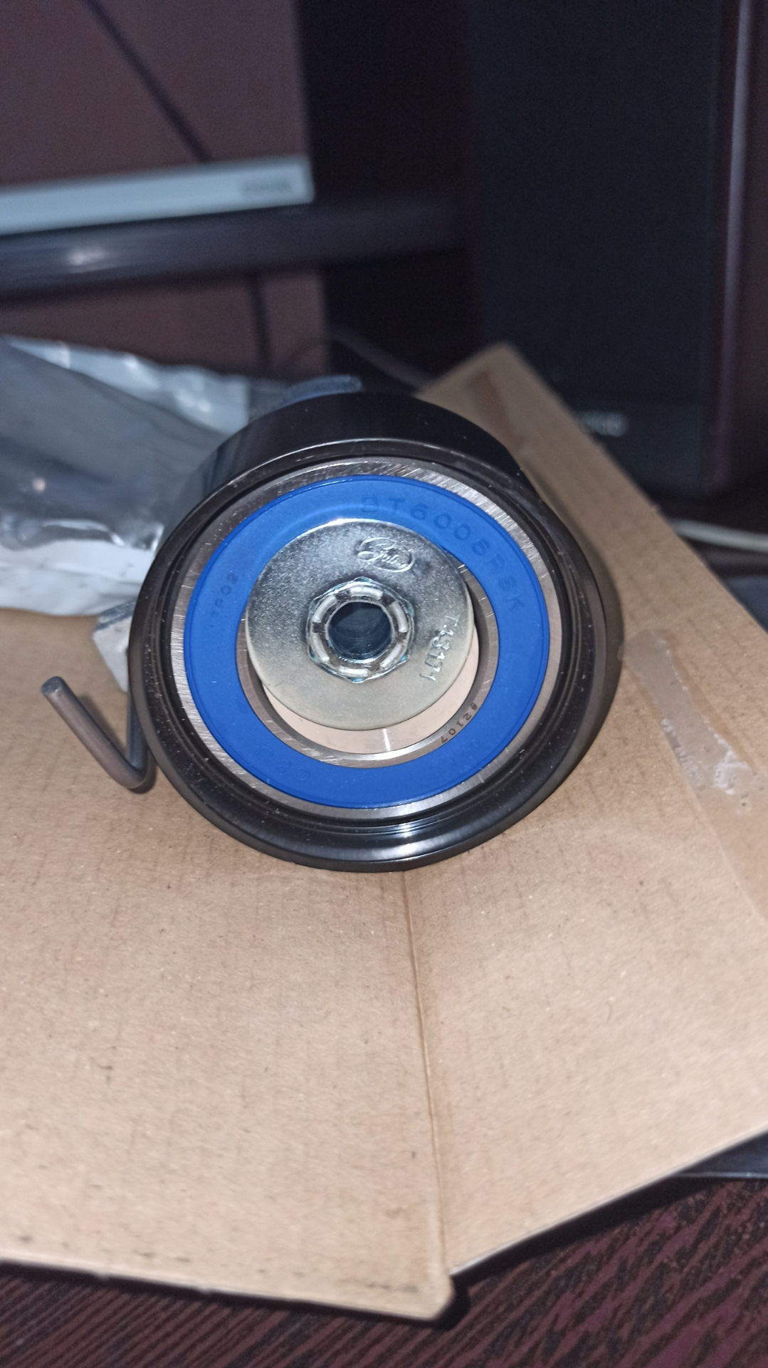 Подготовка к замене ГРМ — Ford Focus Hatchback II, 1,6 л, 2011 года ...