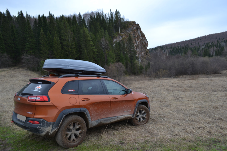 Из воспоминаний — в прошлом году, также на майские, катали на Ящера по Башкирии и Челябинской области. — Jeep Cherokee (KL)