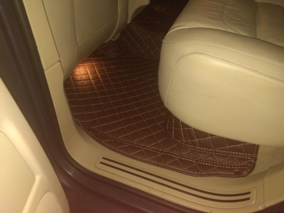 Фото в бортжурнале Volkswagen Touareg (1G)
