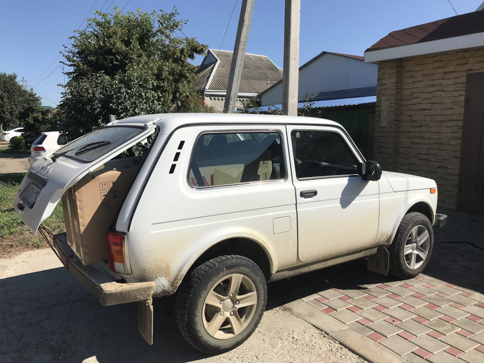 Крупногабаритный груз — Lada 4x4 3D, 1,7 л, 2020 года | другое | DRIVE2