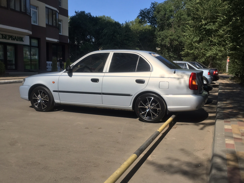 Шины на Hyundai Accent (резина для Хёндай Акцент) купить в Киеве, Украина, зимние, летние, 14, 15