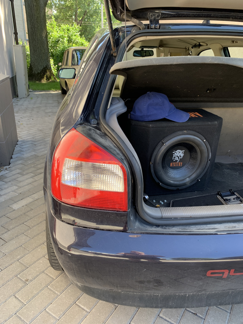 Саб Mystery, экран приборки и вентилятор — Audi A3 (8L), 1,8 л, 2001 ...