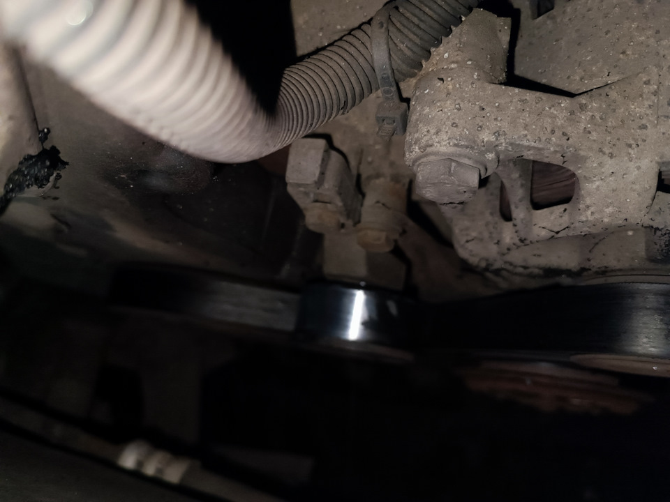 Заклинило ролик обводного ремня — Peugeot 307, 1,6 л, 2003 года | визит ...