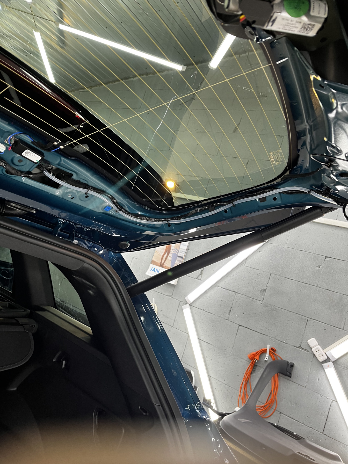 Омыватели камер — Geely Monjaro, 2 л, 2023 года | своими руками | DRIVE2