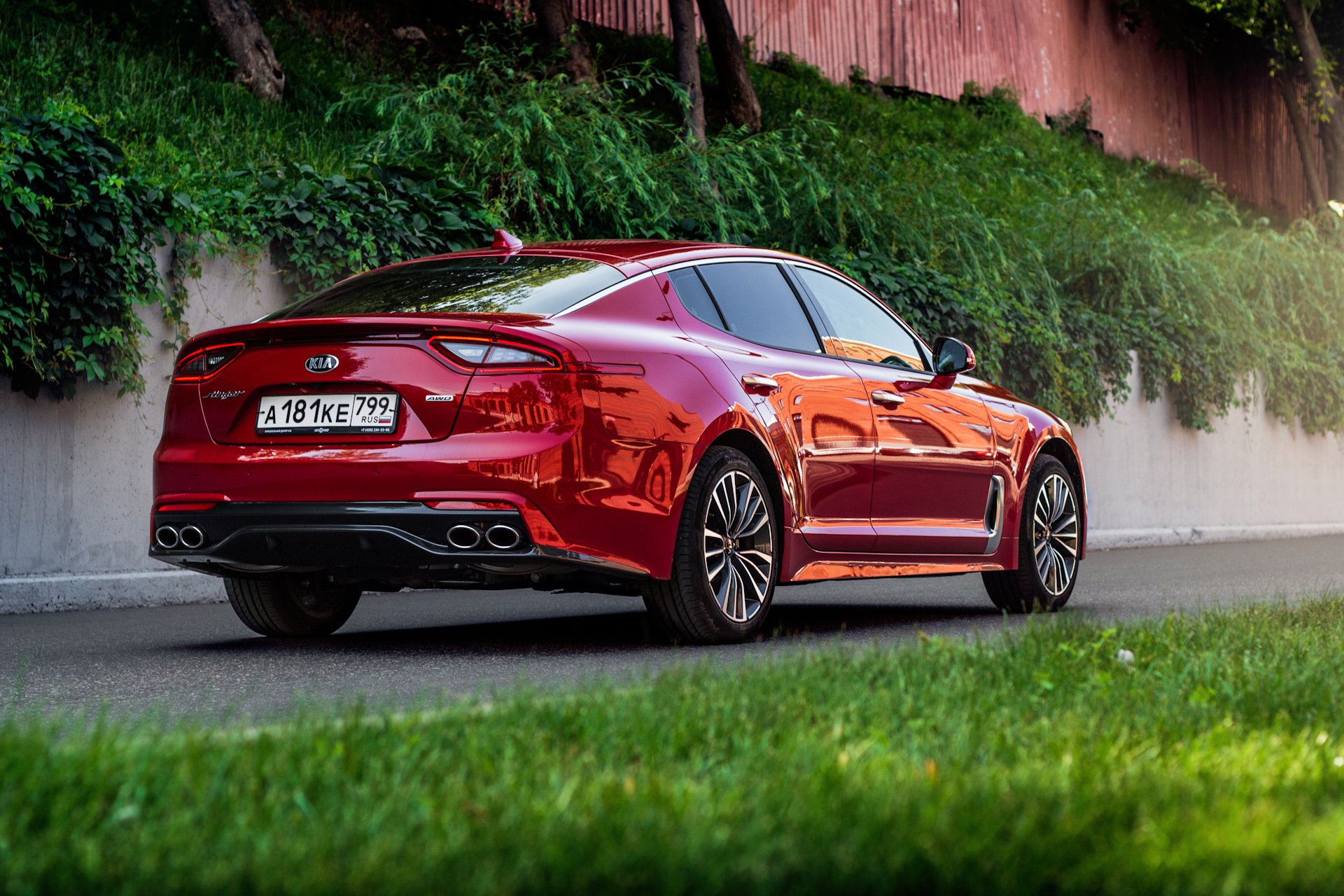 Kia Stinger Red