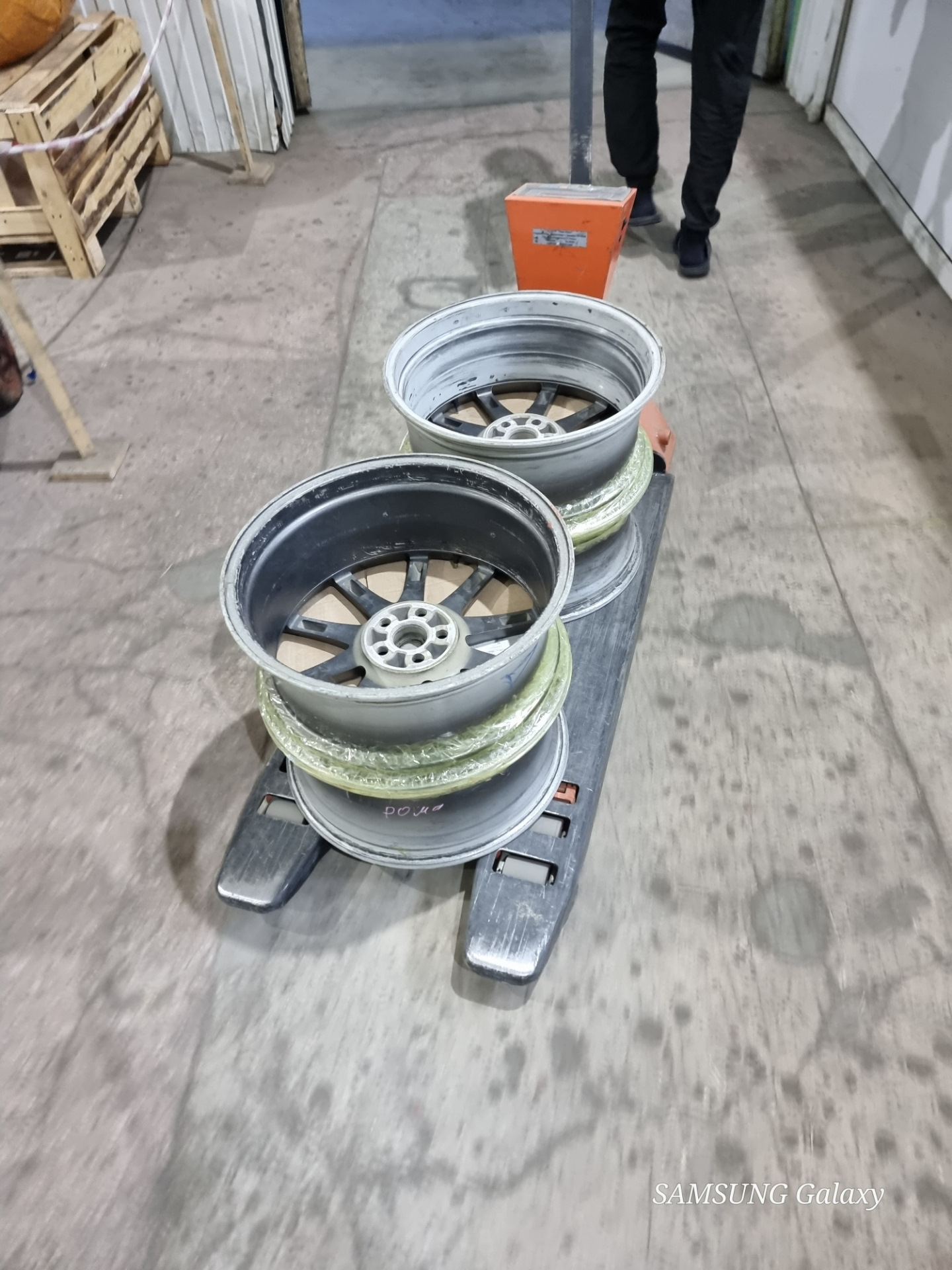 Диски 18 и резина Zeta Antarctica Sport 225/40 R18 китай — Toyota Prius