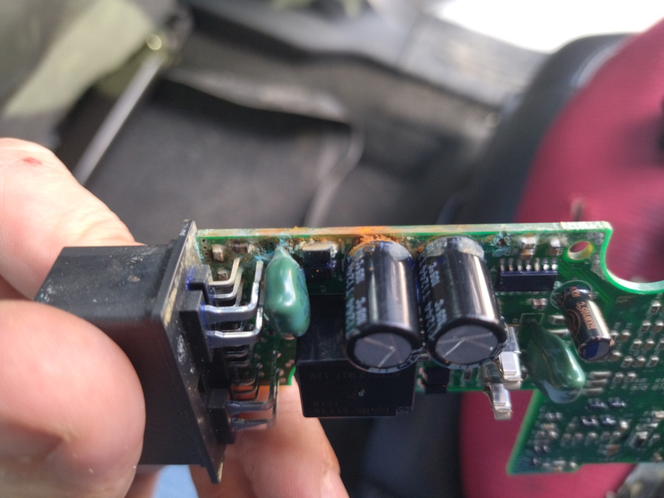 Люк! Таки это проще чем кажется. — Ford Explorer (5G), 3,5 л, 2013 года ...