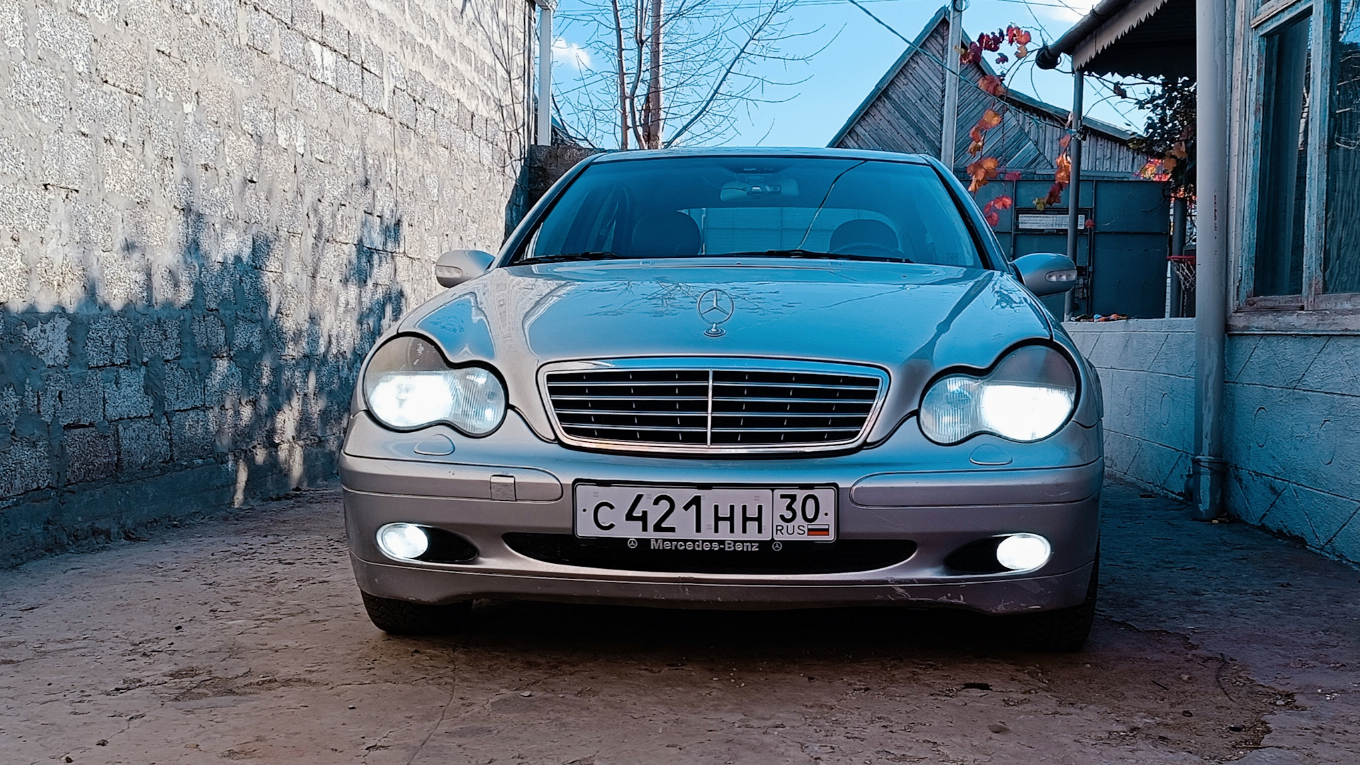 Mercedes-Benz C-class (W203) 2.0 бензиновый 2001 | Шустрый Малый на DRIVE2