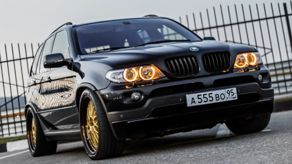 BMW X5 4.8is