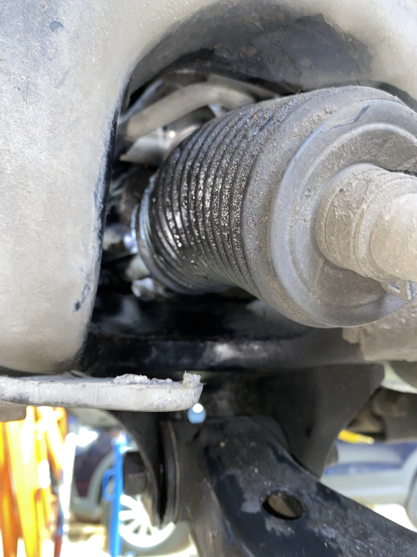 Перебор рулевой рейки — Lexus LX (UZJ100), 4,7 л, 2005 года | поломка ...