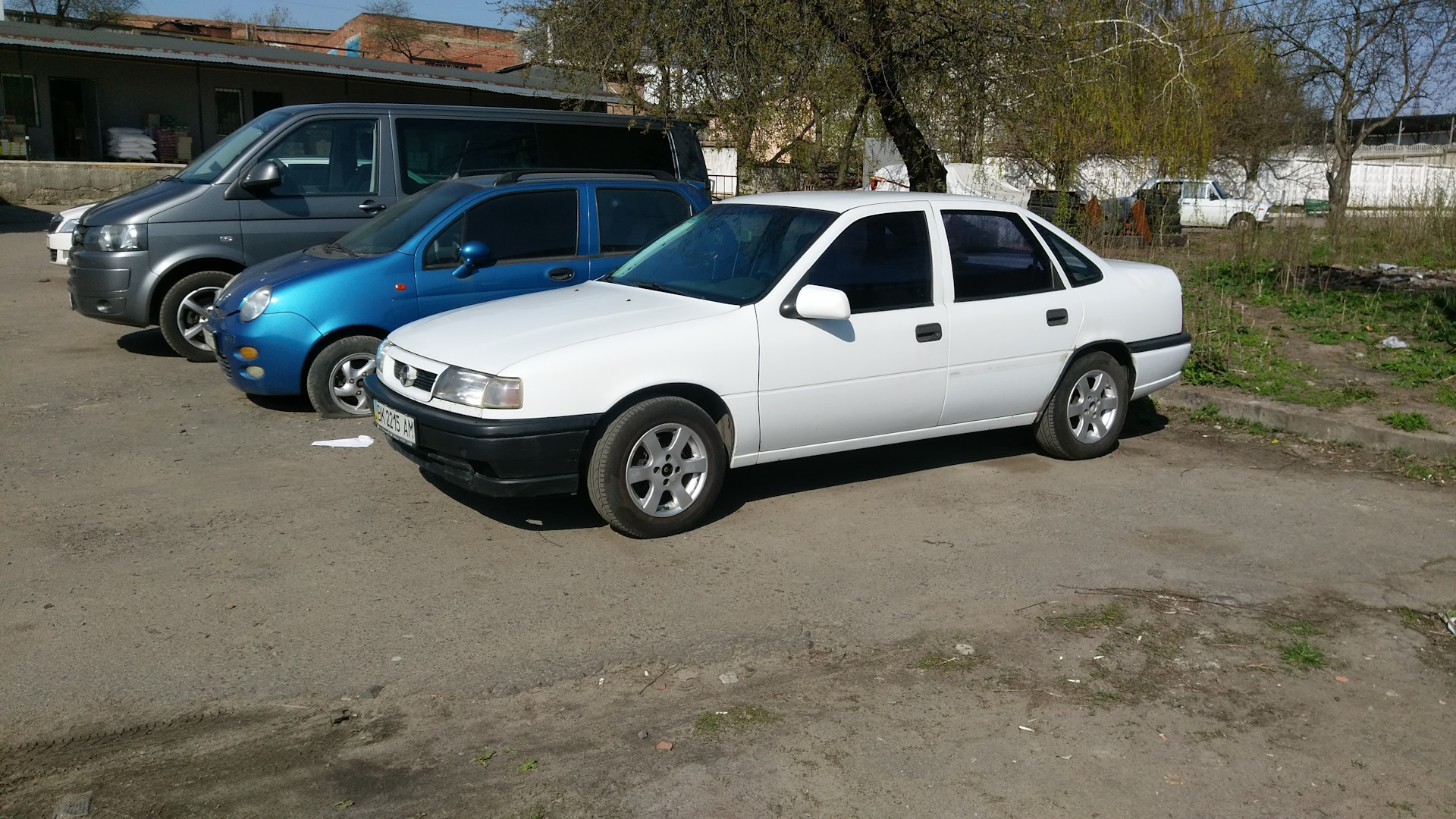 Opel Vectra A 2.0 бензиновый 1990 | C20NE Какао Белого Цвета на DRIVE2