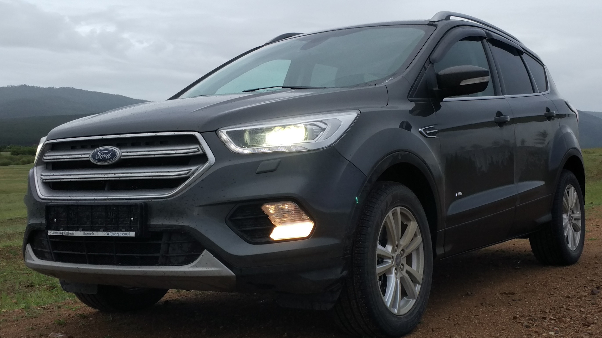 Ford Kuga (2G) 1.5 бензиновый 2018 | 