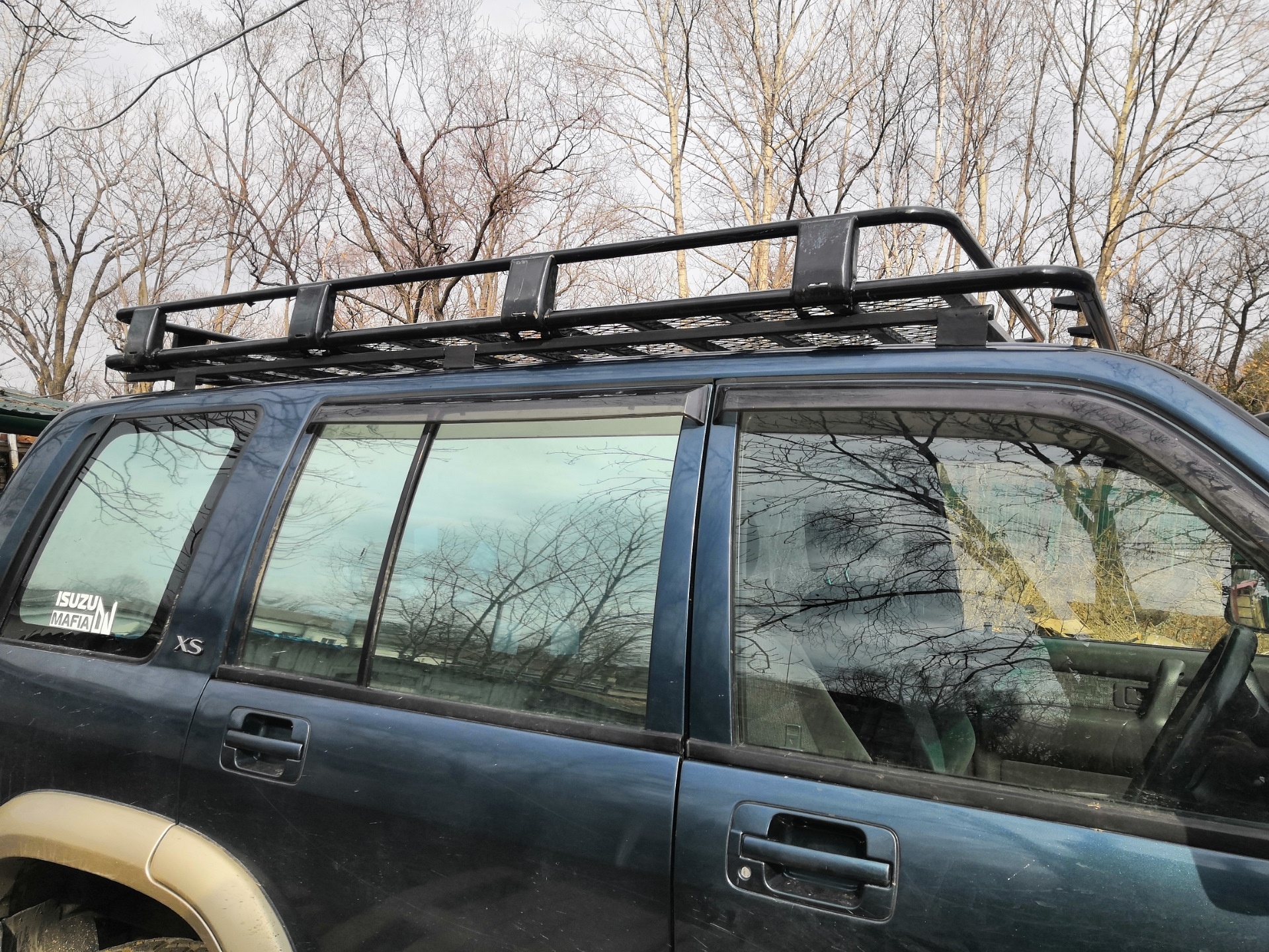 Багажник на крышу исузу бигхорн. Крепление багажника на исудзу бигхорн. Isuzu bighorn багажник. Багажник на крышу исузу бигхорн. Isuzu bighorn багажник.