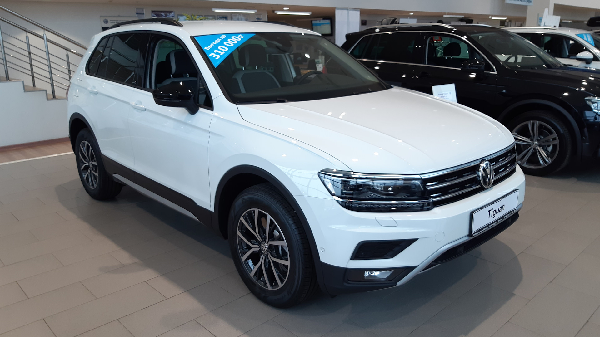 Фольксваген тигуан отзывы. Volkswagen Tiguan 2019 Offroad белый. VW Tiguan Offroad 2019. Фольксваген Тигуан Офррад белый. Фольксваген Тигуан Offroad 2020.