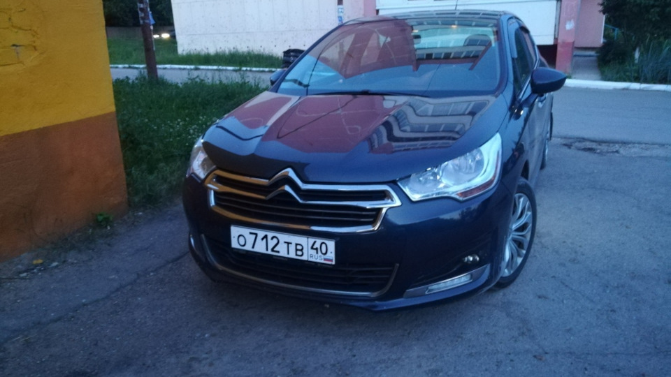 Клапан адсорбера. Вакуум в бензобаке. — Citroen C4 L, 1,6 л, 2014 года ...