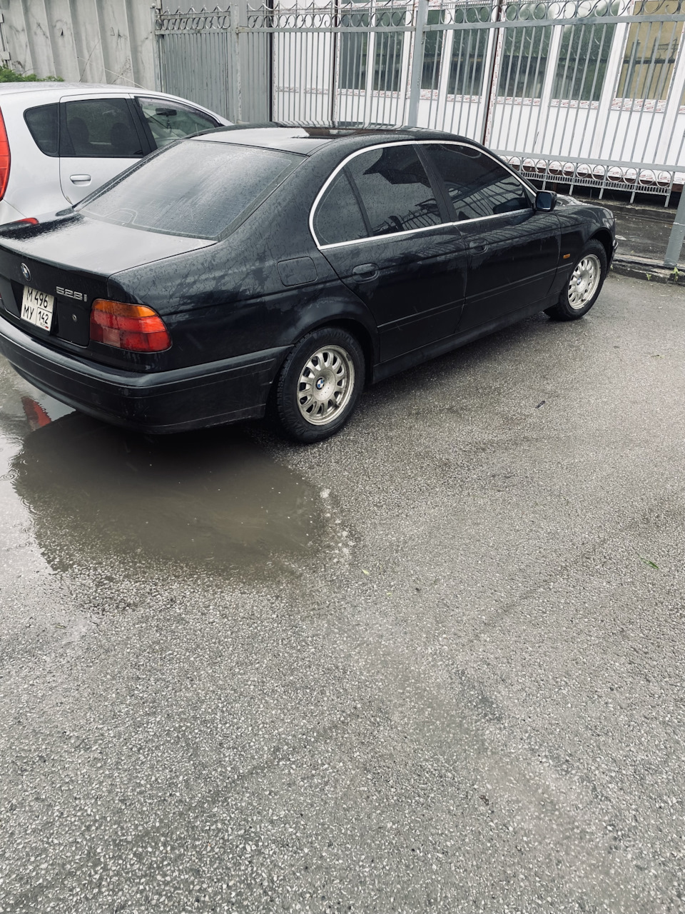 Помогите открывается только водительская дверь — BMW 5 series (E39), 2 л,  1997 года | поломка | DRIVE2