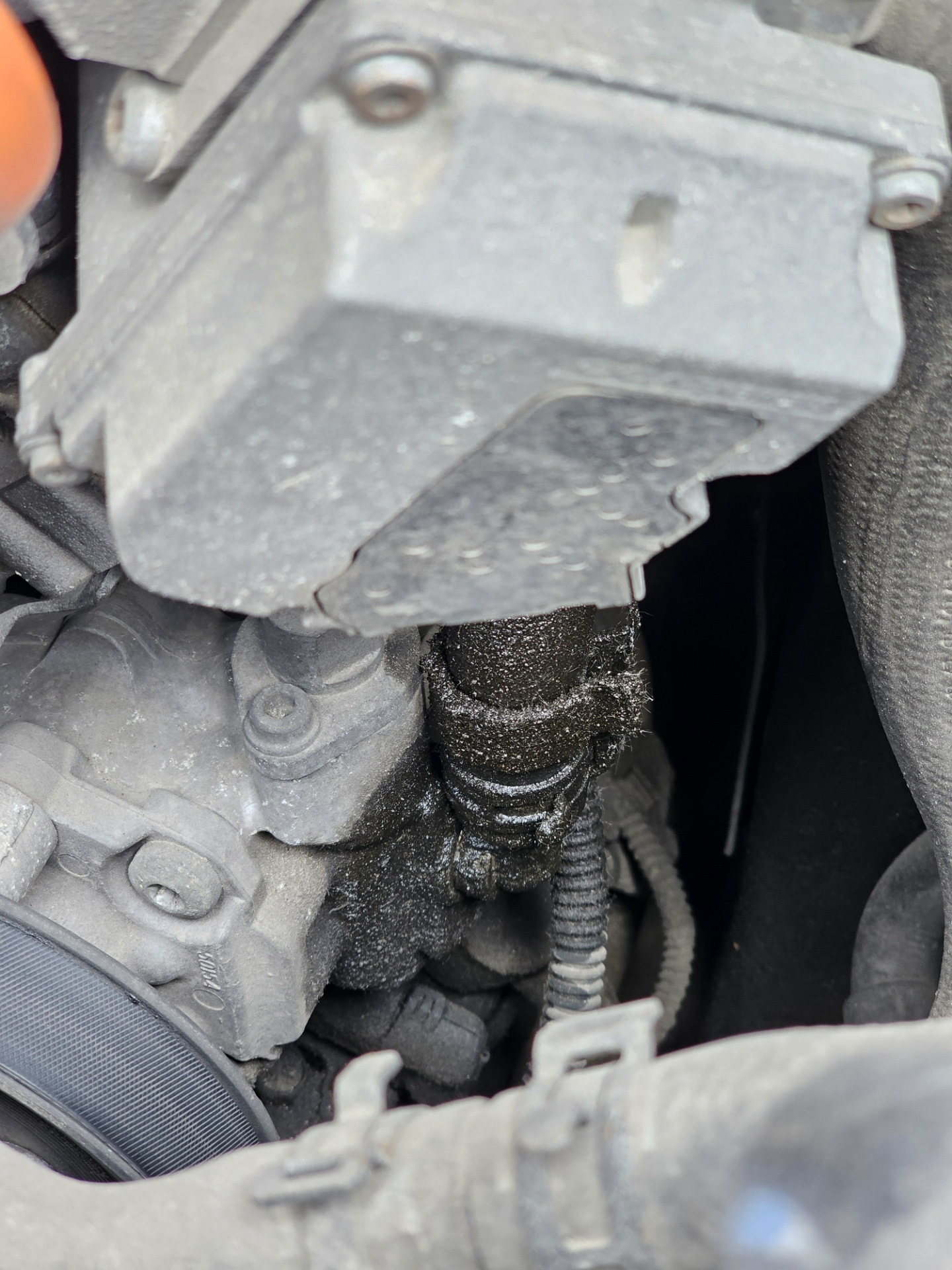 Воздухозаборный шланг ГУР — Volkswagen Touareg (1G), 3 л, 2010 года ...