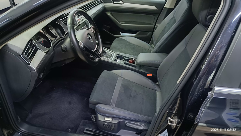 Обновил салон — Volkswagen Passat B8, 1,4 л, 2015 года | стайлинг | DRIVE2