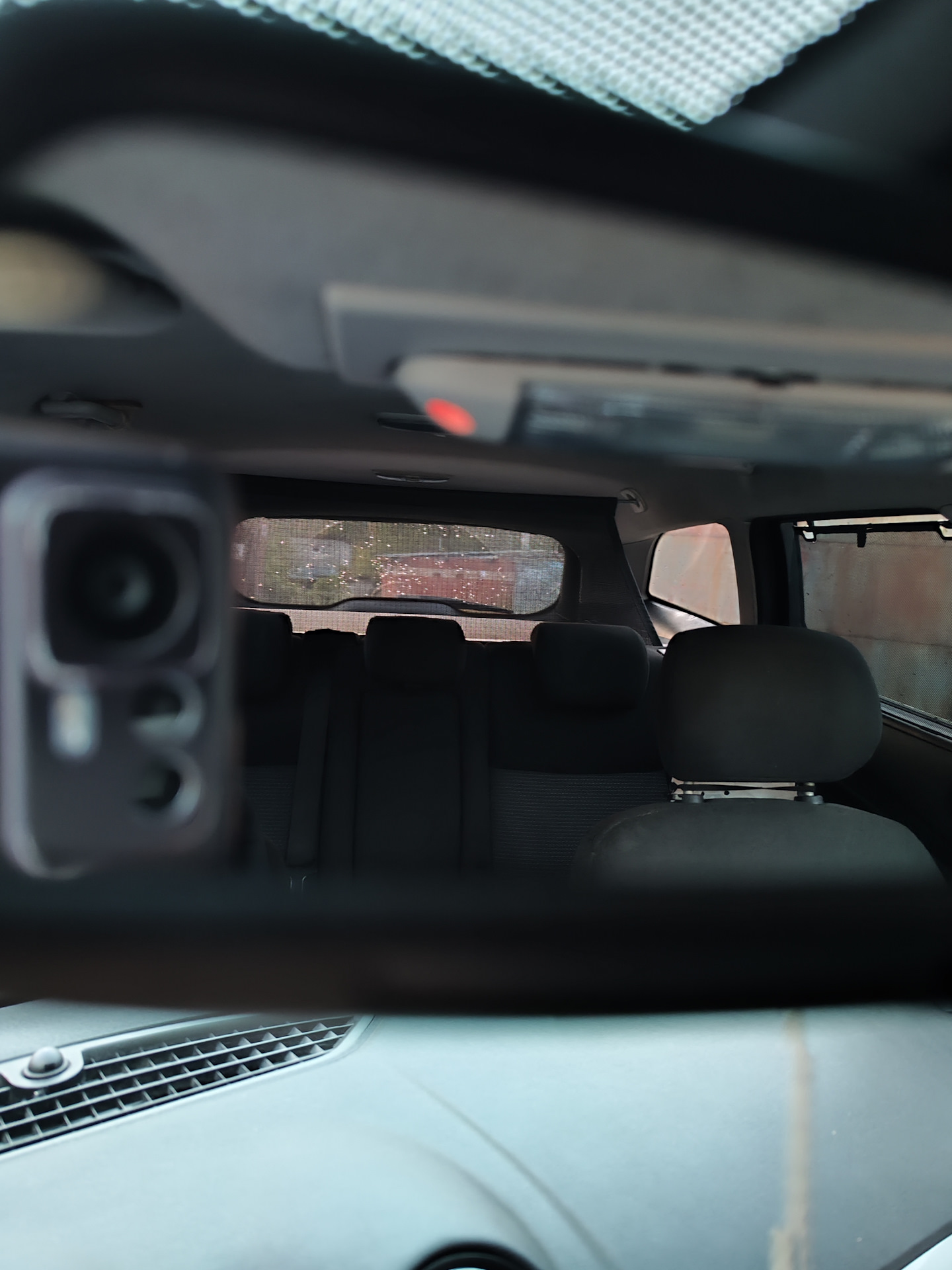 Перегородка багажного отделения — Ford Mondeo IV, 1,8 л, 2008 года ...