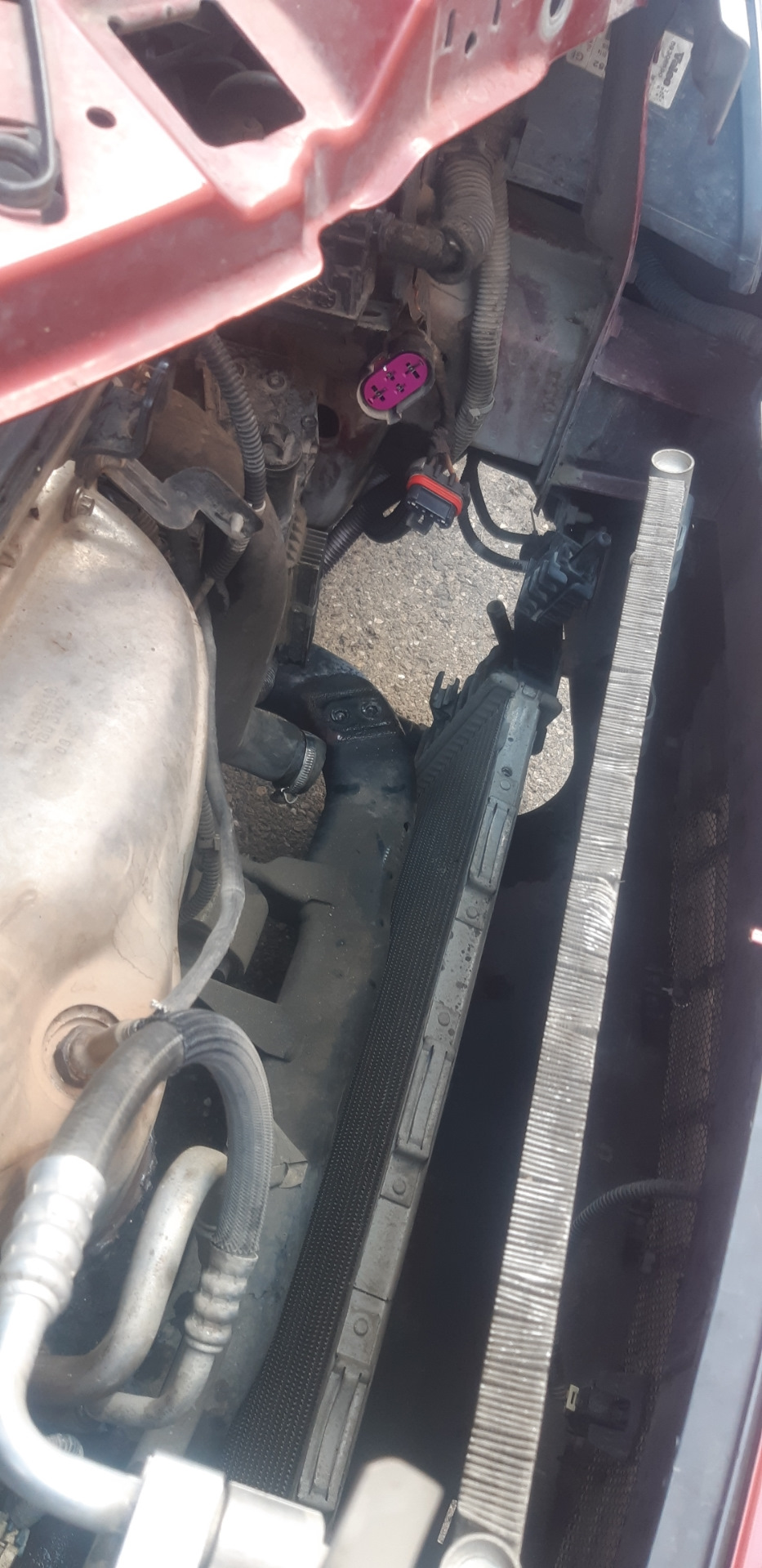 Замена радиатора охлаждения опель мерива А, радиатор мотора Opel MERIVA ...