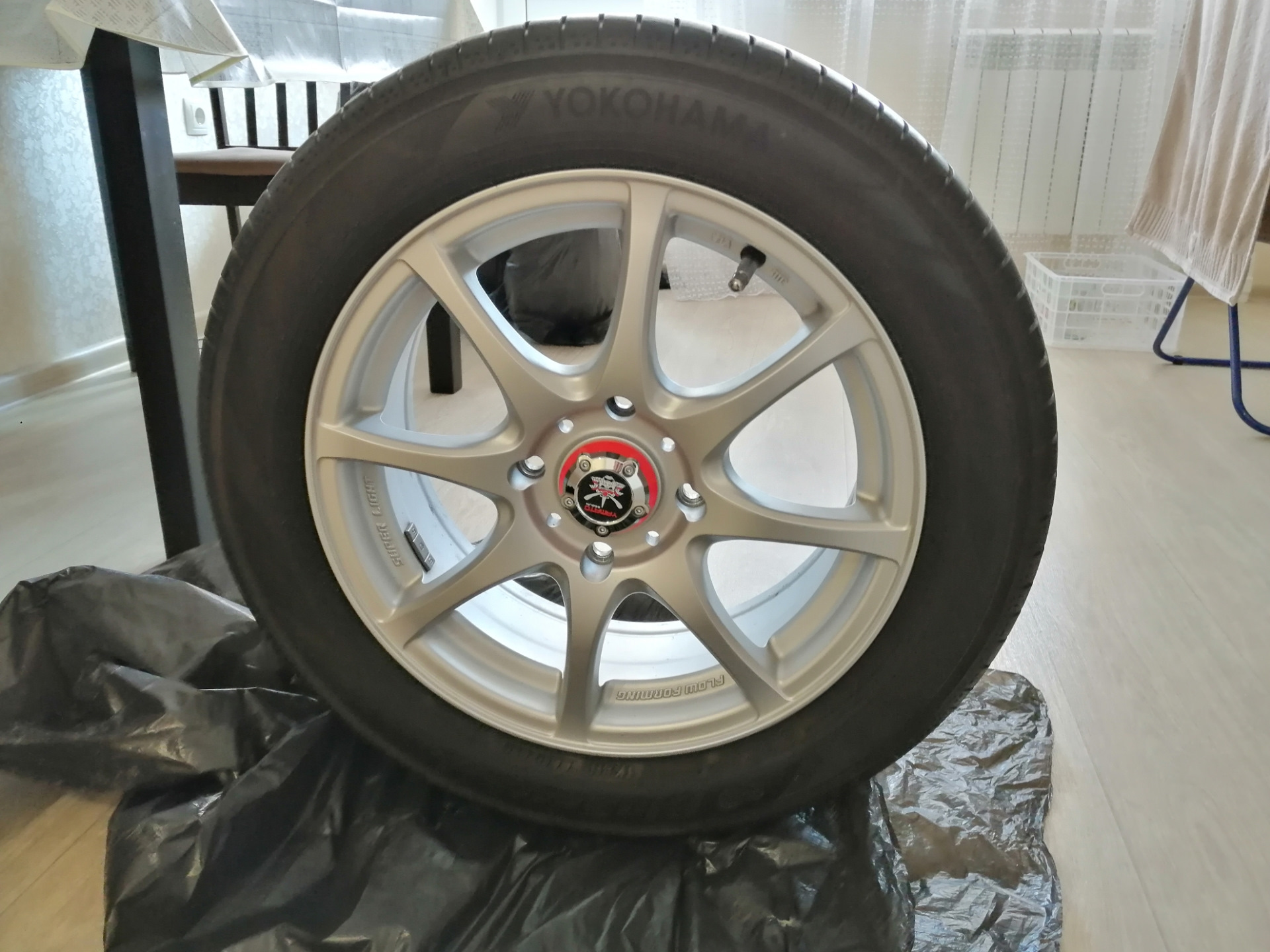 Колеса 195/55 R15 — Nissan Almera II (N16), 1,5 л., 2005 года ...