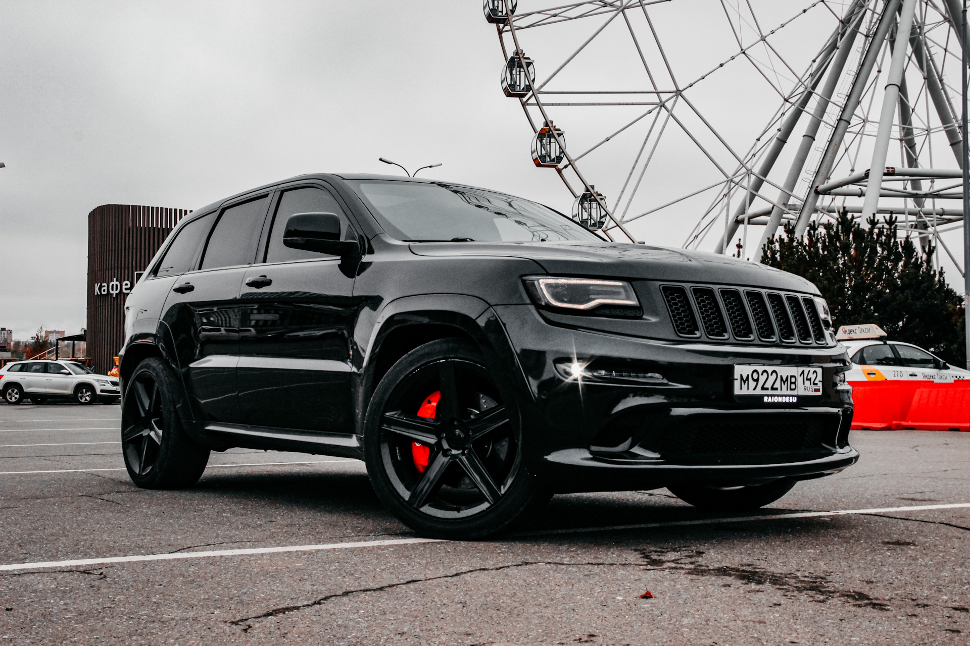 Jeep Grand Cherokee srt8 wk2